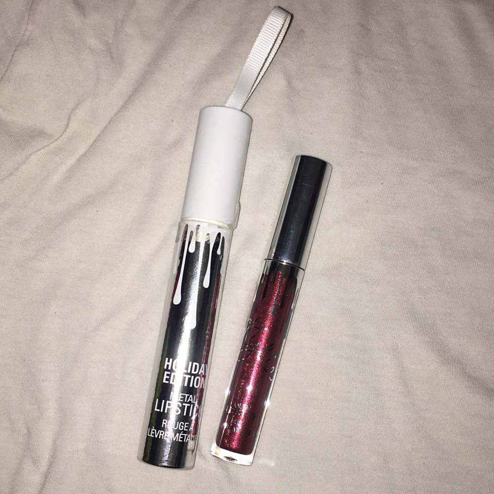 Kylie Jenner Metal Lipstick